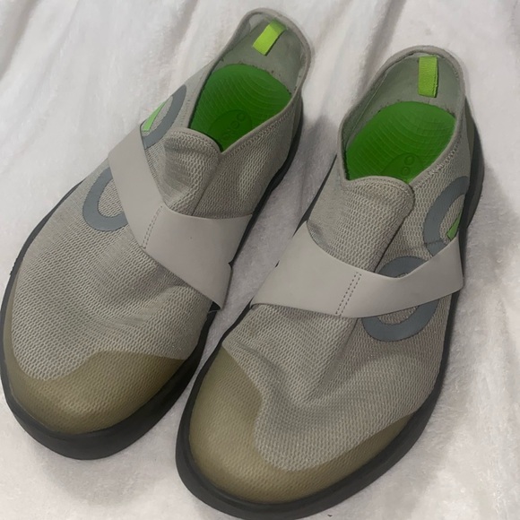 Oofos Oomf low gray slip on recover shoes - Picture 1 of 5